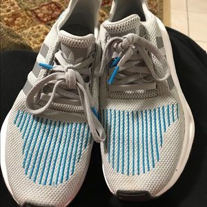 Adidas swift run men shoes. Worn 2-3 times.